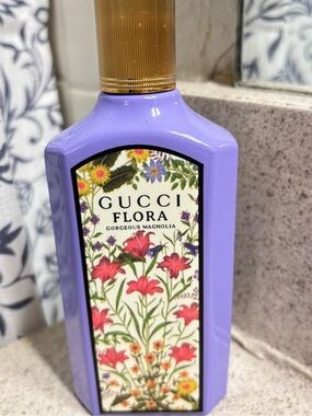 Gucci Flora Gorgeous Magnolia Bath & Body - Lavender and Gold Bottle